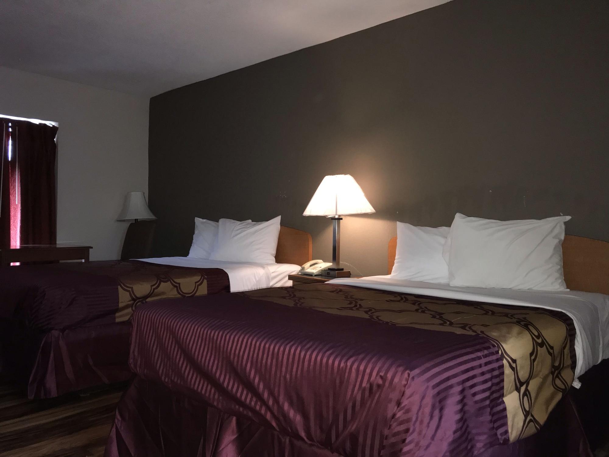 Bear Mount & Hotel Pigeon Forge
