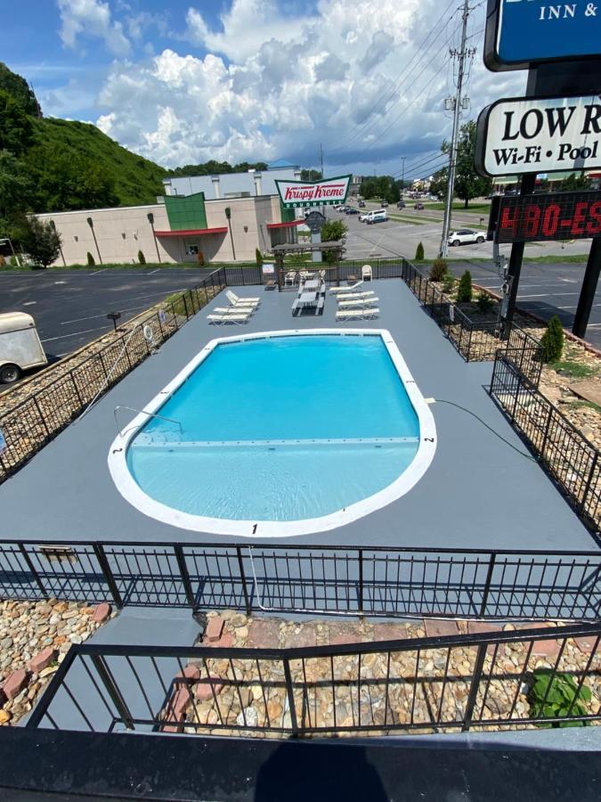 Hotel Bear Mount & 2*