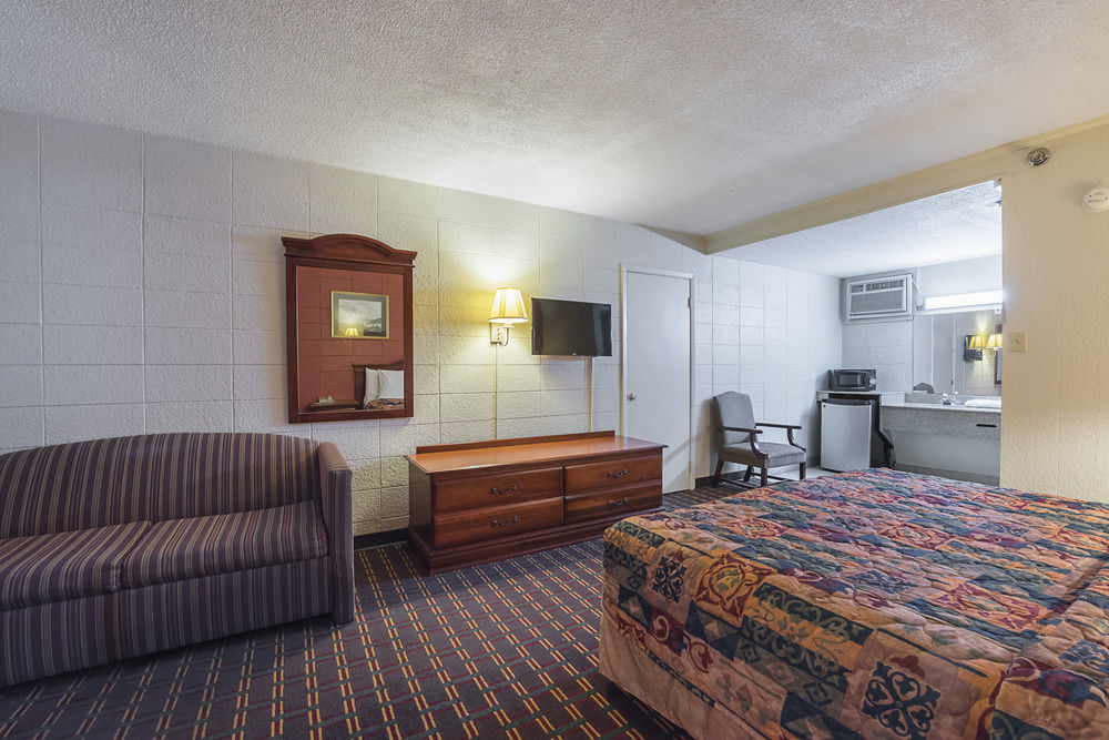Hotel Bear Mount & 2*