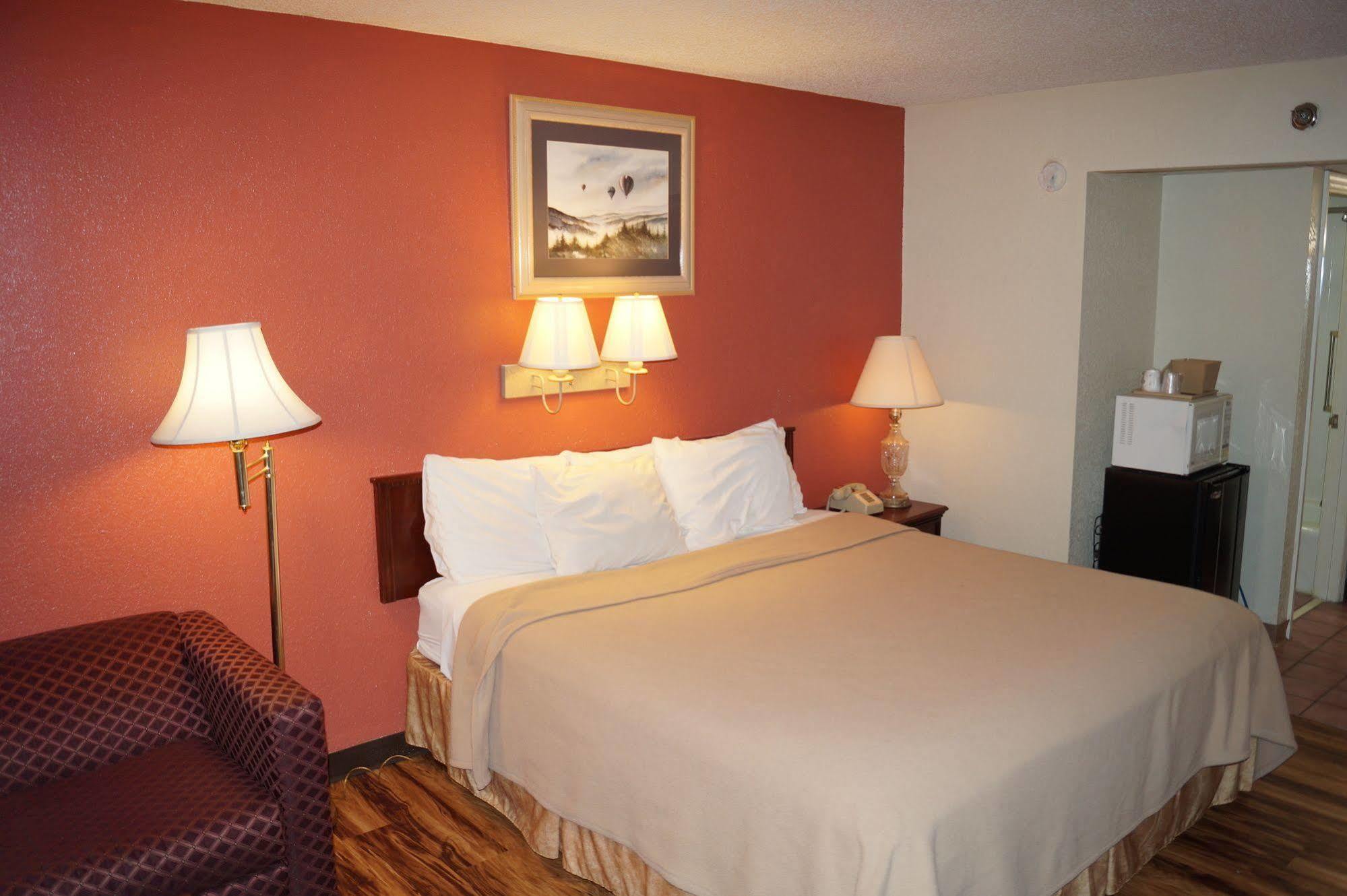 Hotel Bear Mount & Pigeon Forge
