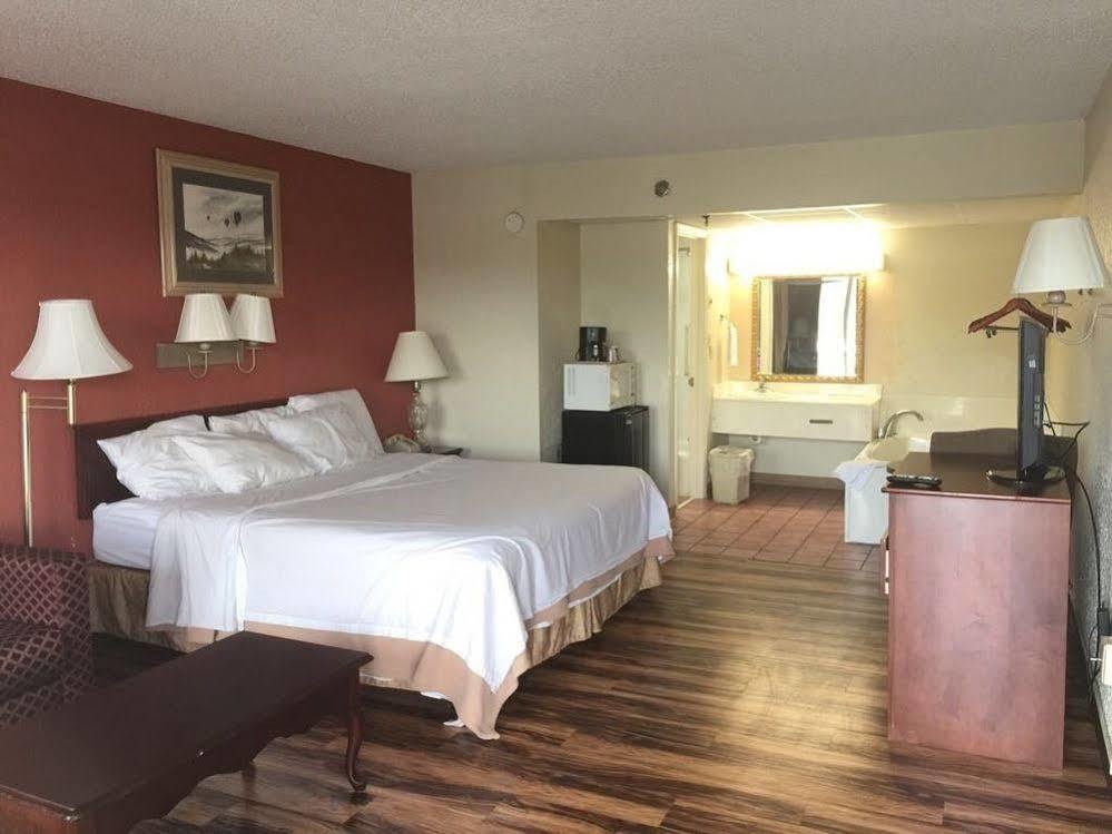Hotel Bear Mount & Pigeon Forge