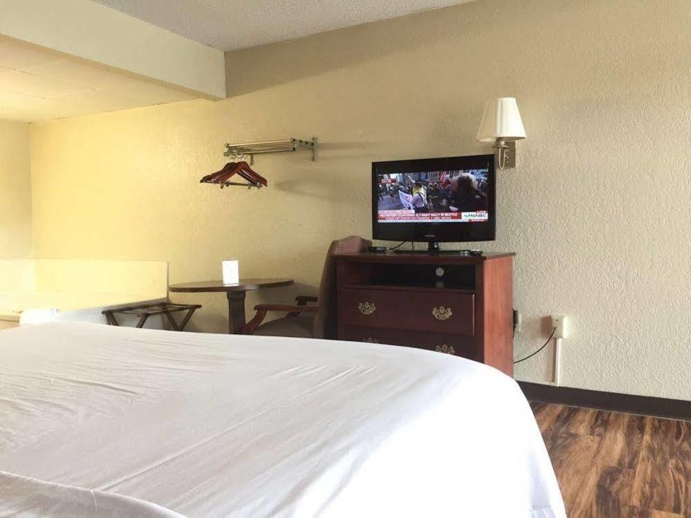 Hotel Bear Mount & 2*